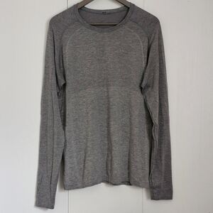 Lululemon Mens XL Gray Stripe Metal Vent Tech Long Sleeve Live in Practice